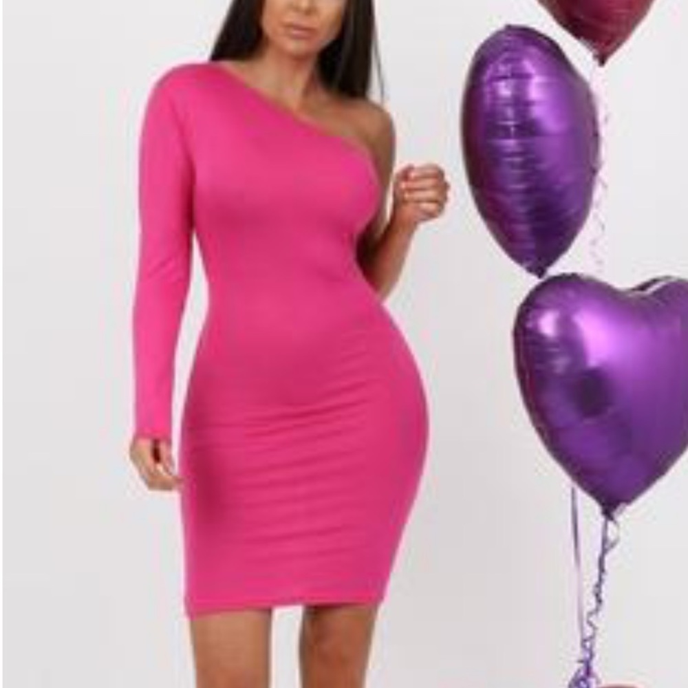 Pink one shoulder bodycon dress